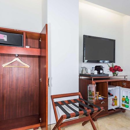 Hotel Nh Royal Urban Cartagena Exteriér fotografie